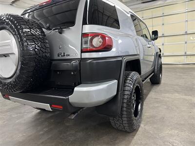 2012 Toyota FJ Cruiser   - Photo 38 - Portland, OR 97220
