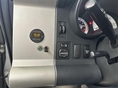 2012 Toyota FJ Cruiser   - Photo 23 - Portland, OR 97220