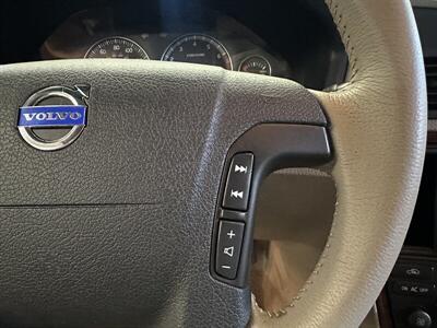 2006 Volvo XC70   - Photo 17 - Portland, OR 97220