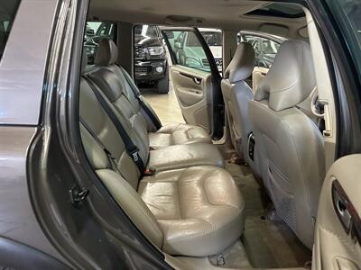 2006 Volvo XC70   - Photo 11 - Portland, OR 97220