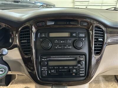 2003 Toyota Highlander LIMITED  AWD - Photo 23 - Portland, OR 97220