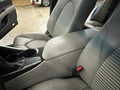 2019 Toyota Camry SE   - Photo 30 - Portland, OR 97220