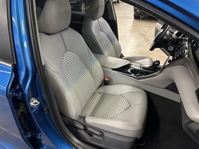 2019 Toyota Camry SE   - Photo 32 - Portland, OR 97220