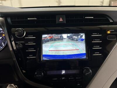 2019 Toyota Camry SE   - Photo 24 - Portland, OR 97220