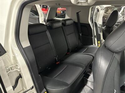 2010 Toyota FJ Cruiser  1-Owner - Photo 16 - Portland, OR 97220