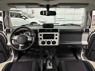 2010 Toyota FJ Cruiser  1-Owner - Photo 18 - Portland, OR 97220