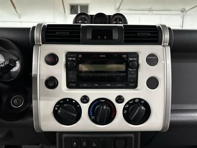 2010 Toyota FJ Cruiser  1-Owner - Photo 23 - Portland, OR 97220