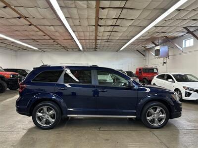 2017 Dodge Journey Crossroad   - Photo 2 - Portland, OR 97220