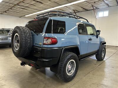 2014 Toyota FJ Cruiser Ultimate Trail Teams Special Edition   - Photo 3 - Portland, OR 97220