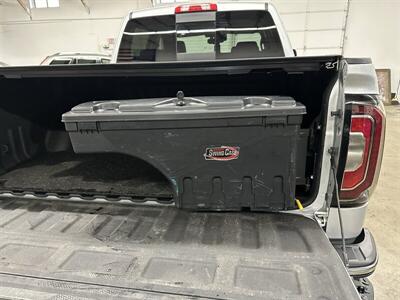 2017 GMC Sierra 1500 SLT  Lifted on 35s - Photo 53 - Portland, OR 97220