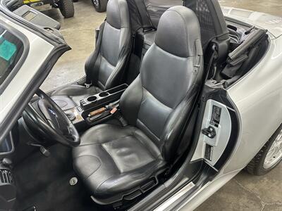 2001 BMW Z3 3.0i - Photo 25 - Portland, OR 97220