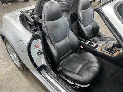 2001 BMW Z3 3.0i - Photo 26 - Portland, OR 97220