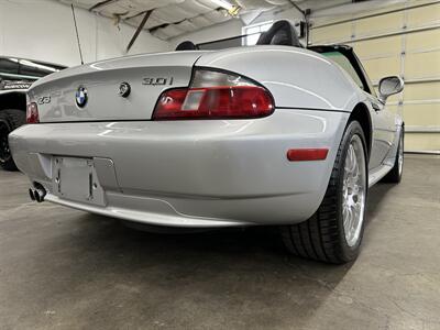 2001 BMW Z3 3.0i - Photo 44 - Portland, OR 97220
