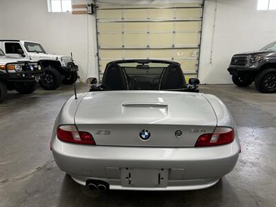 2001 BMW Z3 3.0i - Photo 4 - Portland, OR 97220