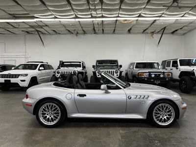 2001 BMW Z3 3.0i - Photo 2 - Portland, OR 97220