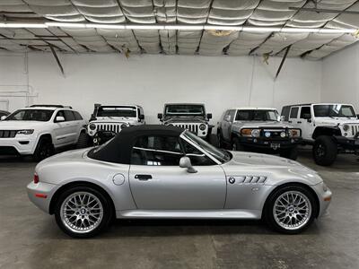 2001 BMW Z3 3.0i - Photo 9 - Portland, OR 97220