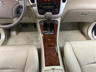 2005 Toyota Highlander Limited   - Photo 22 - Portland, OR 97220