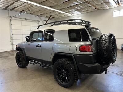 2010 Toyota FJ Cruiser TRD   - Photo 5 - Portland, OR 97220