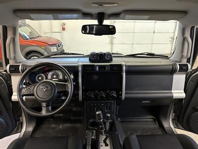 2010 Toyota FJ Cruiser TRD   - Photo 18 - Portland, OR 97220