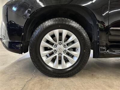 2015 Lexus GX 460   - Photo 11 - Portland, OR 97220