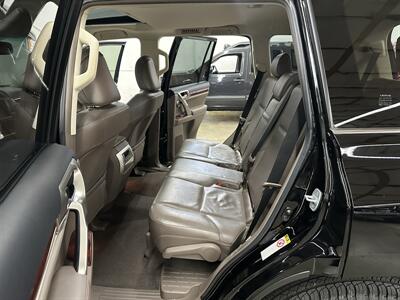 2012 Lexus GX 460 Ultra Premium - Photo 12 - Portland, OR 97220