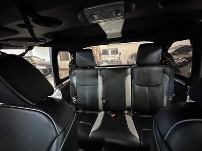 2014 Jeep Wrangler Unlimited Rubicon SUPERCHARGED - Photo 40 - Portland, OR 97220