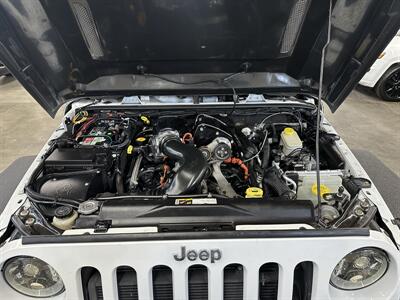 2014 Jeep Wrangler Unlimited Rubicon SUPERCHARGED - Photo 10 - Portland, OR 97220