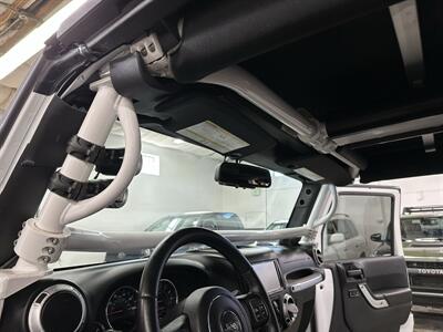 2014 Jeep Wrangler Unlimited Rubicon SUPERCHARGED - Photo 27 - Portland, OR 97220