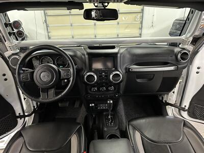 2014 Jeep Wrangler Unlimited Rubicon SUPERCHARGED - Photo 23 - Portland, OR 97220