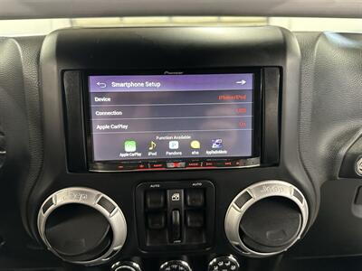 2014 Jeep Wrangler Unlimited Rubicon SUPERCHARGED - Photo 37 - Portland, OR 97220