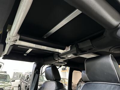 2014 Jeep Wrangler Unlimited Rubicon SUPERCHARGED - Photo 28 - Portland, OR 97220