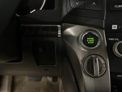 2011 Toyota Land Cruiser   - Photo 33 - Portland, OR 97220