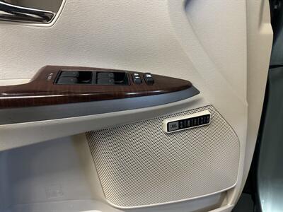 2011 Toyota Venza AWD V6 - Photo 26 - Portland, OR 97220