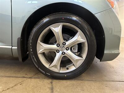 2011 Toyota Venza AWD V6 - Photo 10 - Portland, OR 97220