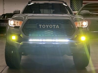 2018 Toyota Tacoma TRD Off-Road   - Photo 8 - Portland, OR 97220