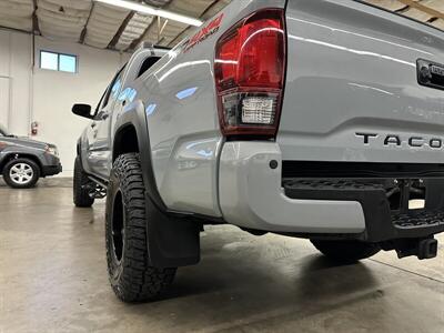 2018 Toyota Tacoma TRD Off-Road   - Photo 38 - Portland, OR 97220