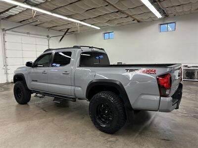 2018 Toyota Tacoma TRD Off-Road   - Photo 5 - Portland, OR 97220