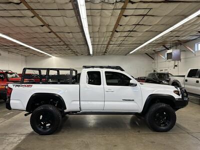 2016 Toyota Tacoma TRD Off-Road   - Photo 2 - Portland, OR 97220