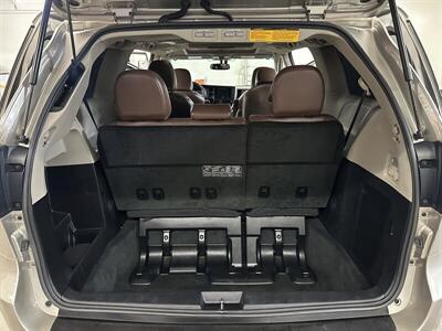 2015 Toyota Sienna Limited Premium 7-Pa - Photo 15 - Portland, OR 97220