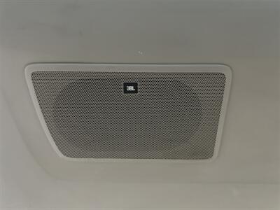 2015 Toyota Sienna Limited Premium 7-Passenger - Photo 32 - Portland, OR 97220