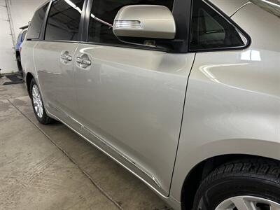 2015 Toyota Sienna Limited Premium 7-Pa - Photo 46 - Portland, OR 97220