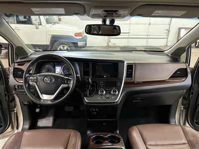 2015 Toyota Sienna Limited Premium 7-Passenger - Photo 21 - Portland, OR 97220