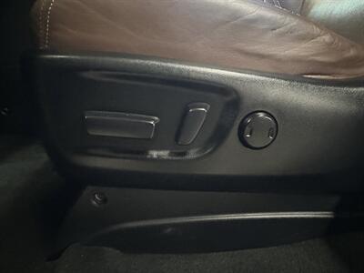 2015 Toyota Sienna Limited Premium 7-Passenger - Photo 35 - Portland, OR 97220