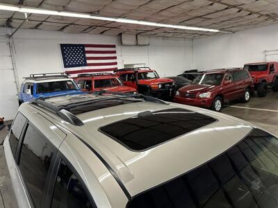 2015 Toyota Sienna Limited Premium 7-Pa - Photo 8 - Portland, OR 97220