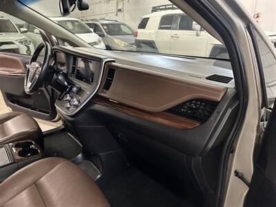 2015 Toyota Sienna Limited Premium 7-Pa - Photo 39 - Portland, OR 97220