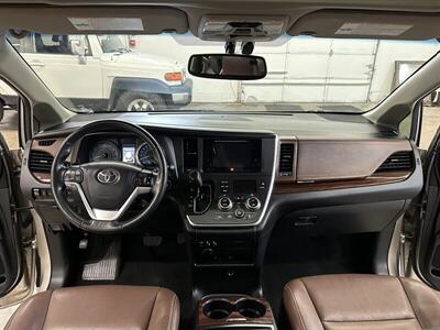 2015 Toyota Sienna Limited Premium 7-Pa - Photo 21 - Portland, OR 97220