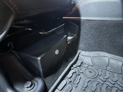 2017 Jeep Wrangler Unlimited Rubicon Re   - Photo 37 - Portland, OR 97220