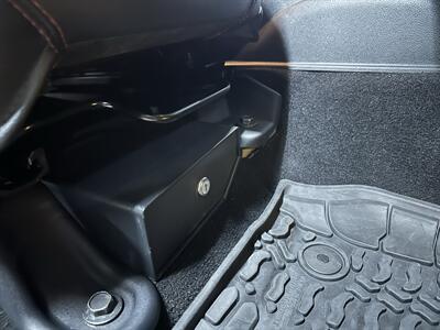 2017 Jeep Wrangler Unlimited Rubicon Recon   - Photo 37 - Portland, OR 97220