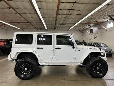 2014 Jeep Wrangler Unlimited Rubicon   - Photo 2 - Portland, OR 97220