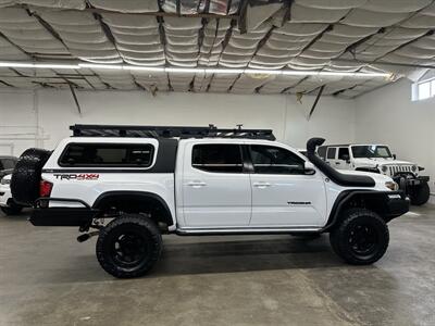 2018 Toyota Tacoma TRD Off-Road   - Photo 2 - Portland, OR 97220
